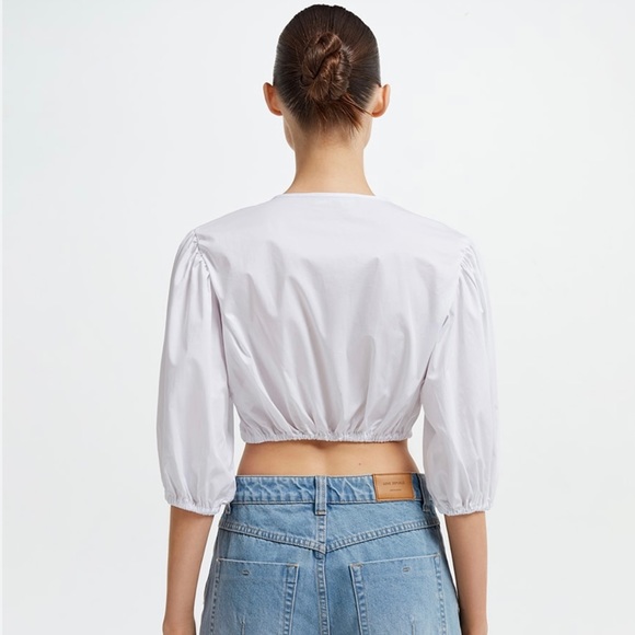 SOLD NWOT White Cotton Cropped Blouse - Picture 3 of 16